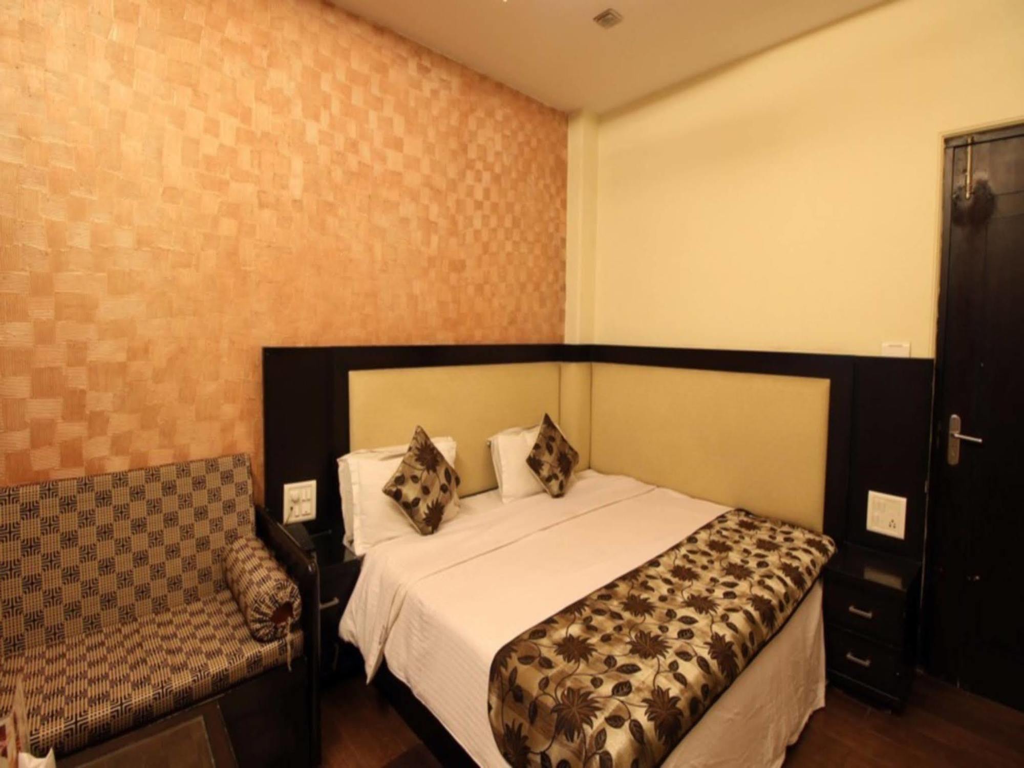 ניו דלהי Arihant Inn-Near Blk Hospital מראה חיצוני תמונה